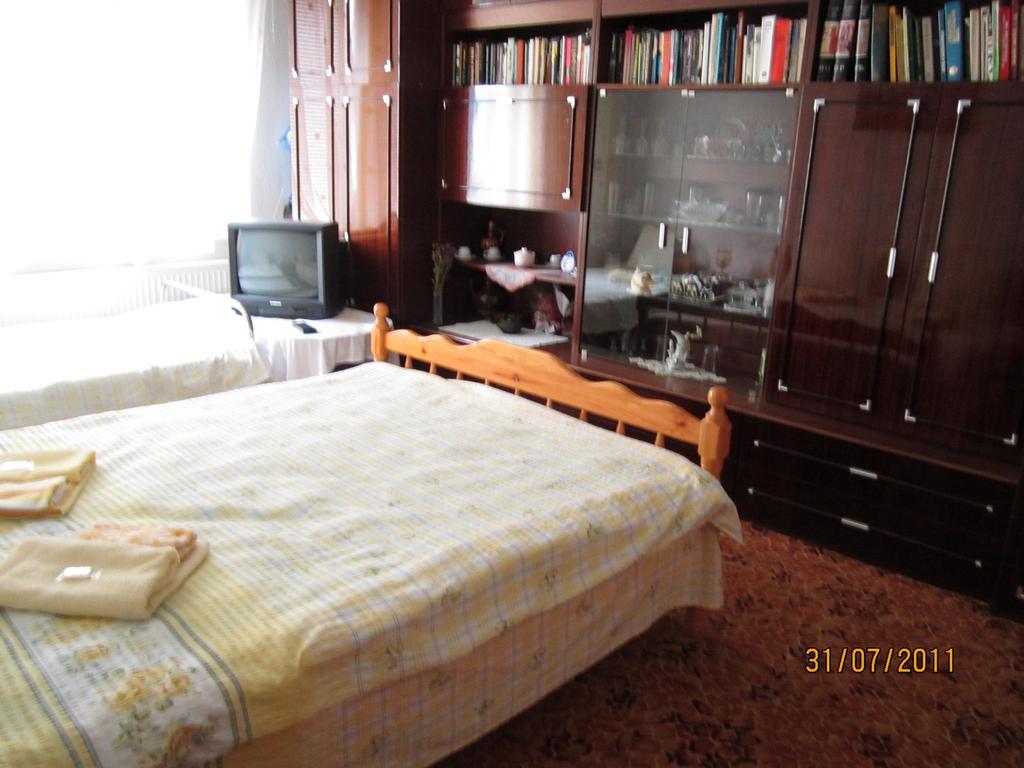 טריגראד Kristal Guest House חדר תמונה